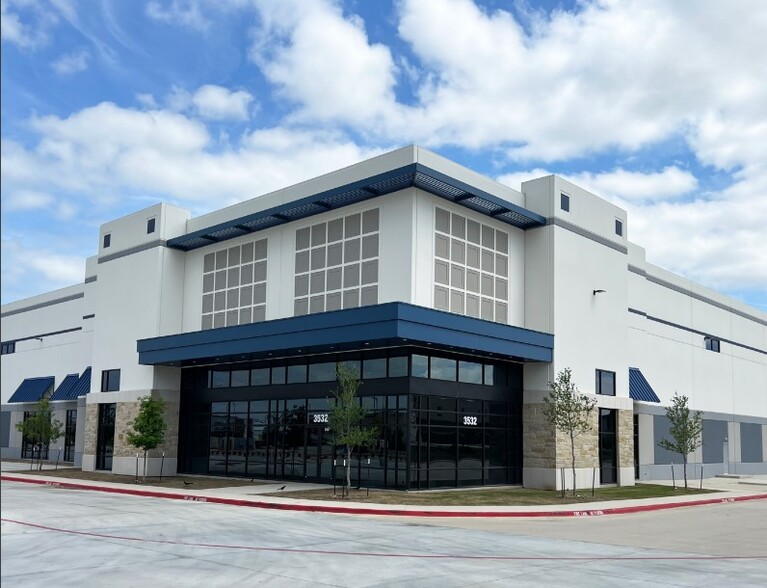 3532 Highway 114, Fort Worth, TX for lease - Building Photo - Image 1 of 4