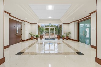 24301 Walden Center Dr, Bonita Springs, FL for lease Lobby- Image 1 of 4