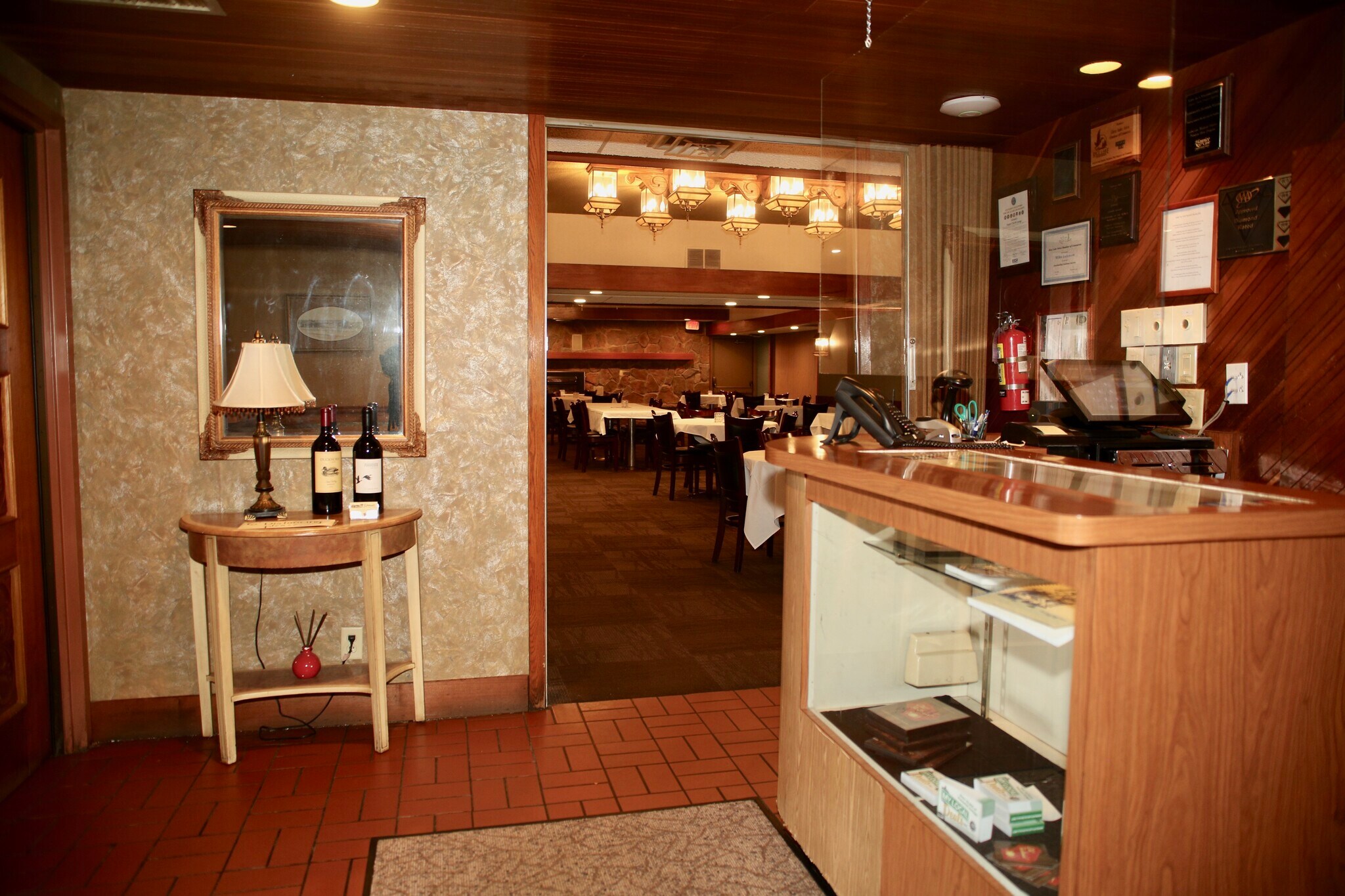 2911 S Main St, Rice Lake, WI 54868 Lehman's Supper Club