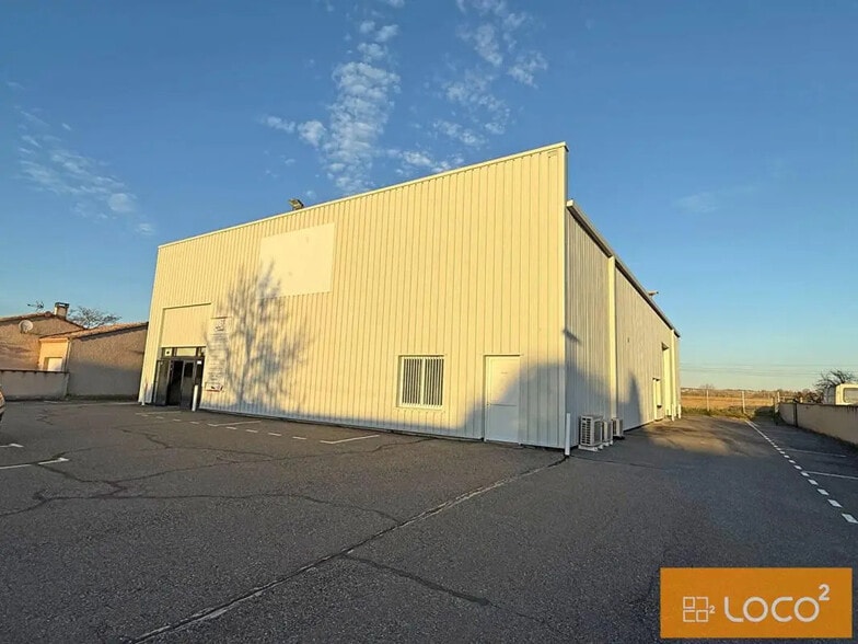 73 Rue Des Pyrénées, Grenade for lease - Building Photo - Image 3 of 8