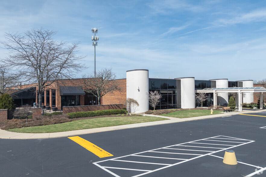 5959 Bigger Rd, Kettering, OH for lease - Primary Photo - Image 1 of 25