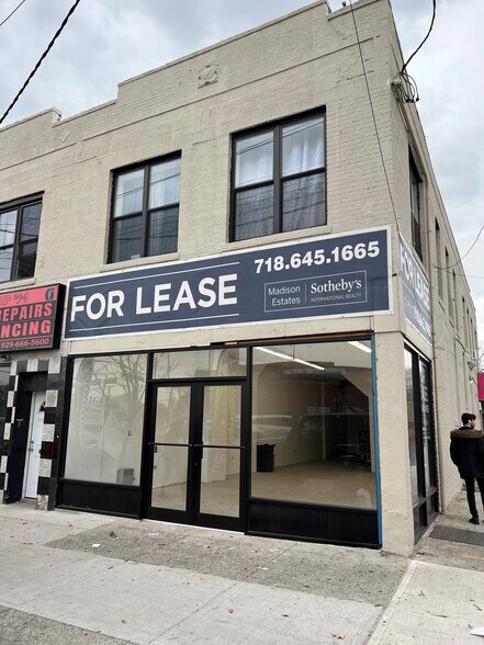 2274 Flatbush Ave, Brooklyn, NY for lease - Building Photo - Image 1 of 2