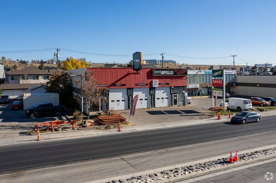 4712 16 ave nw calgary ab t3b 0n1