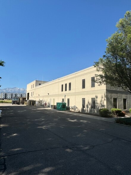 799 E Utah Valley Dr, American Fork, UT for sale - Building Photo - Image 3 of 9