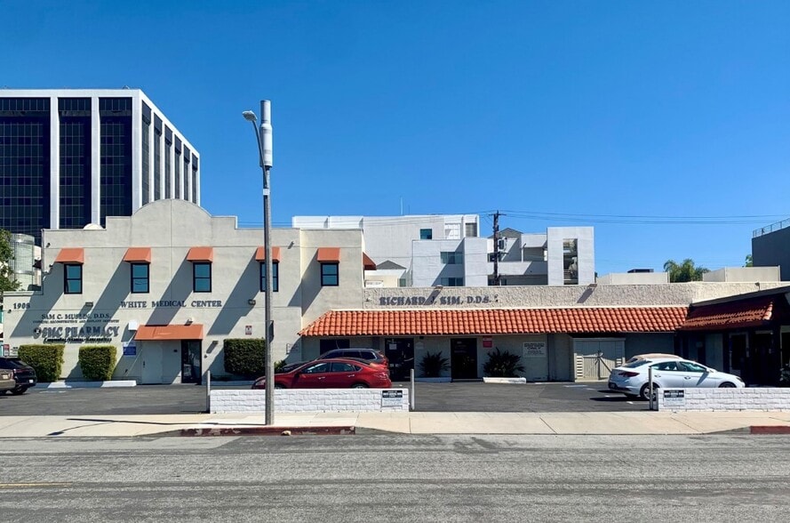 1908 Santa Monica Blvd, Santa Monica, CA for lease - Building Photo - Image 1 of 8