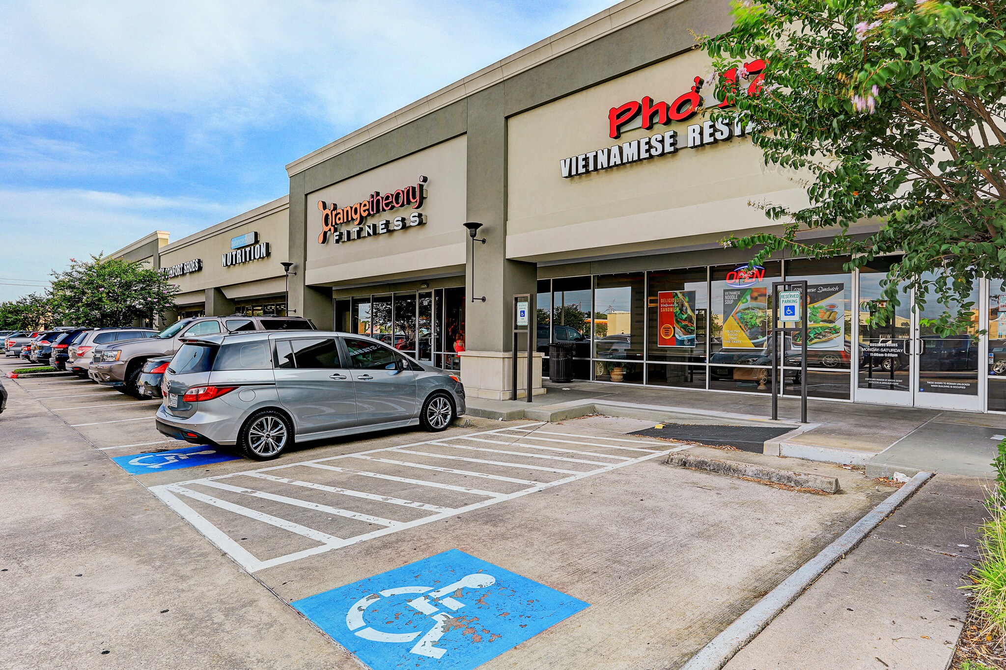 100110 W Bay Area Blvd, Webster, TX 77598 Retail for Lease