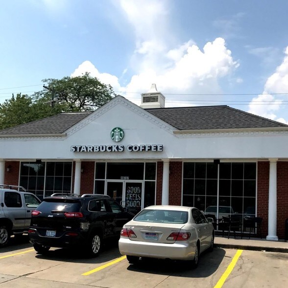 19727 Mack Ave, Grosse Pointe, MI for sale - Primary Photo - Image 1 of 1