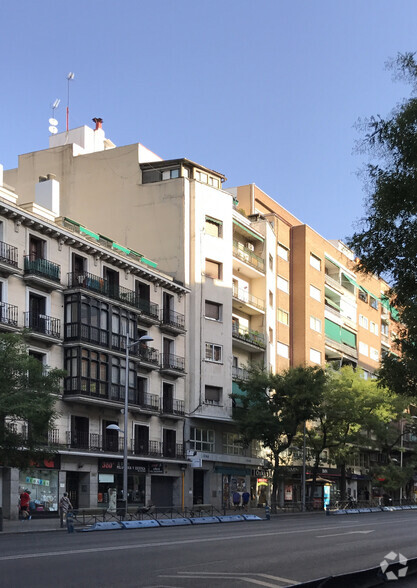 Calle Bravo Murillo, 209, Madrid, Madrid for lease - Building Photo - Image 1 of 2