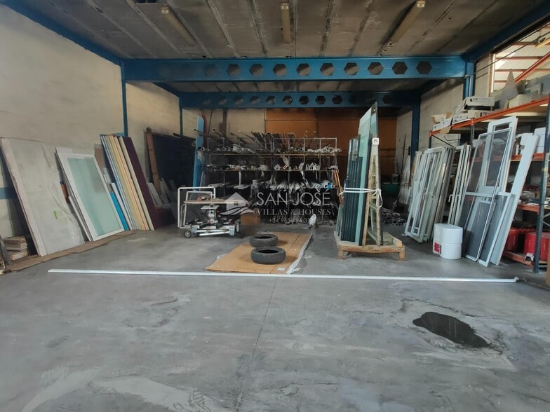 Carrer Azorín, 40, Aspe, Alicante for sale - Building Photo - Image 2 of 6