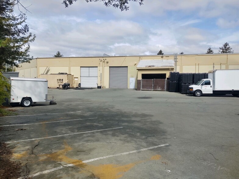 1990 Olivera Rd, Concord, CA for lease - Building Photo - Image 3 of 11