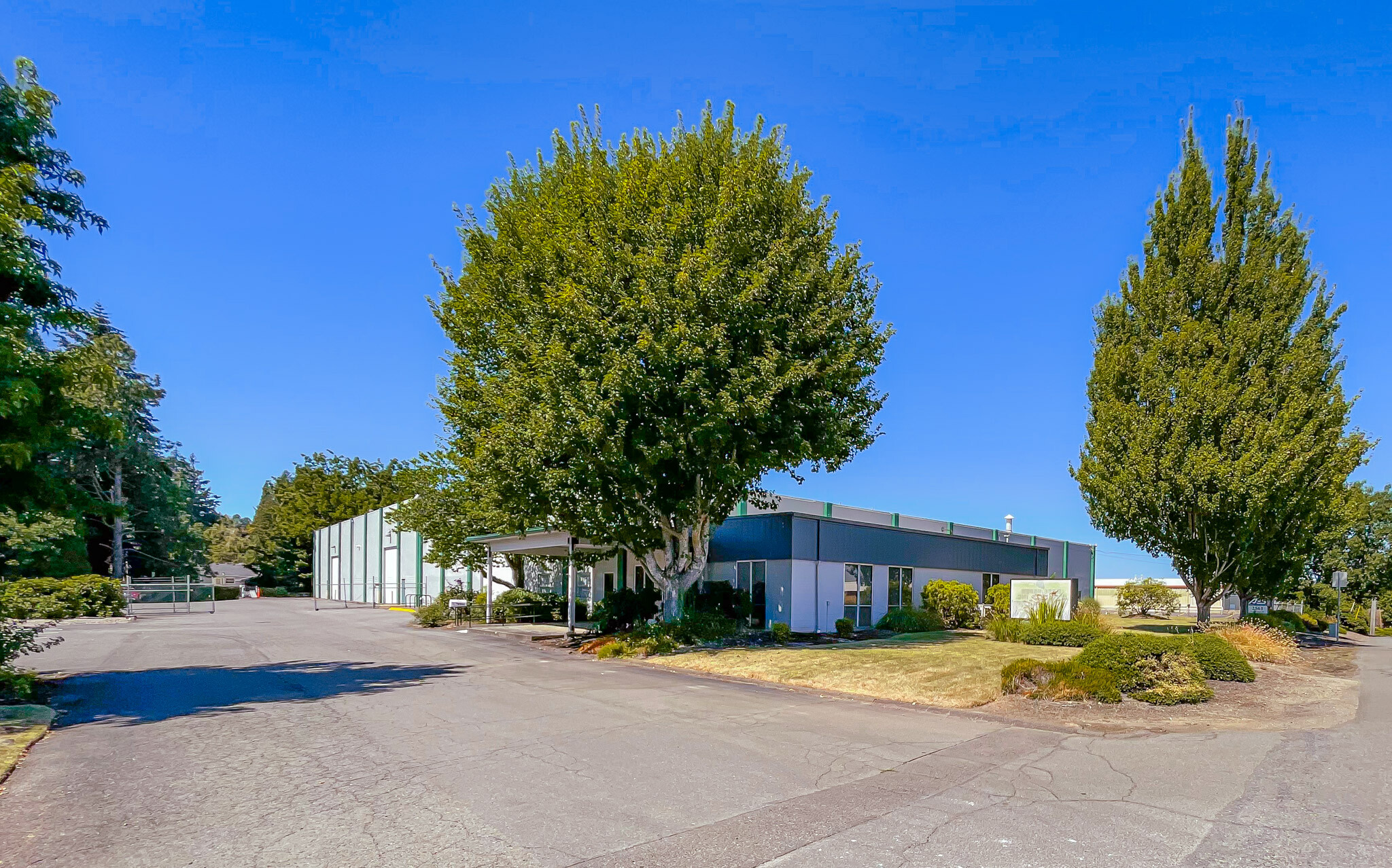 2561 Pringle Rd SE, Salem, OR for lease Building Photo- Image 1 of 23