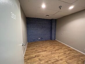 1035 Pearl St, Boulder, CO for lease Interior Photo- Image 1 of 2