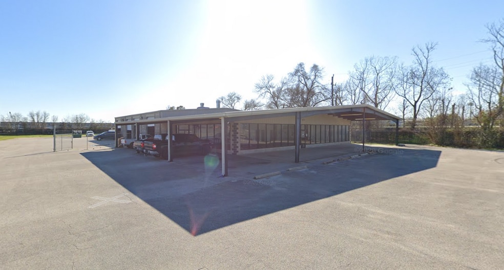 3200 Greens Rd, Houston, TX for lease - Building Photo - Image 1 of 8