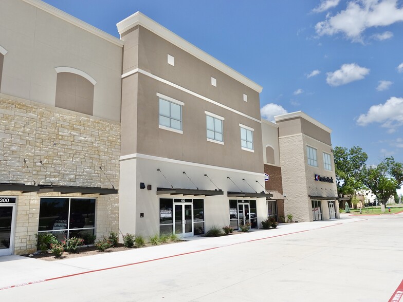 2651 University ave, Georgetown, TX for lease - Building Photo - Image 2 of 11