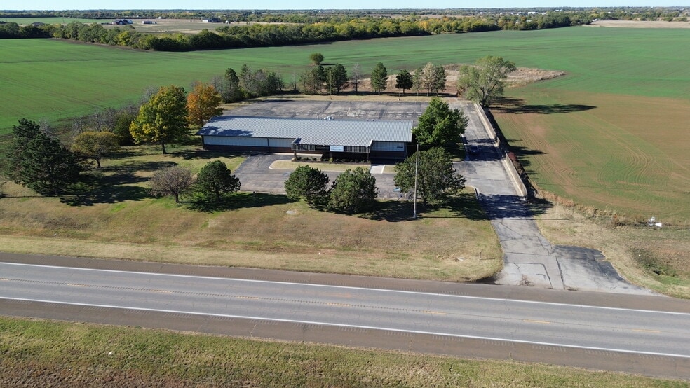 12420 W K 42 Hwy, Wichita, KS for lease - Building Photo - Image 1 of 12