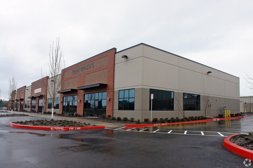 5604 NE Clara Ln, Hillsboro, OR for lease - Building Photo - Image 1 of 7