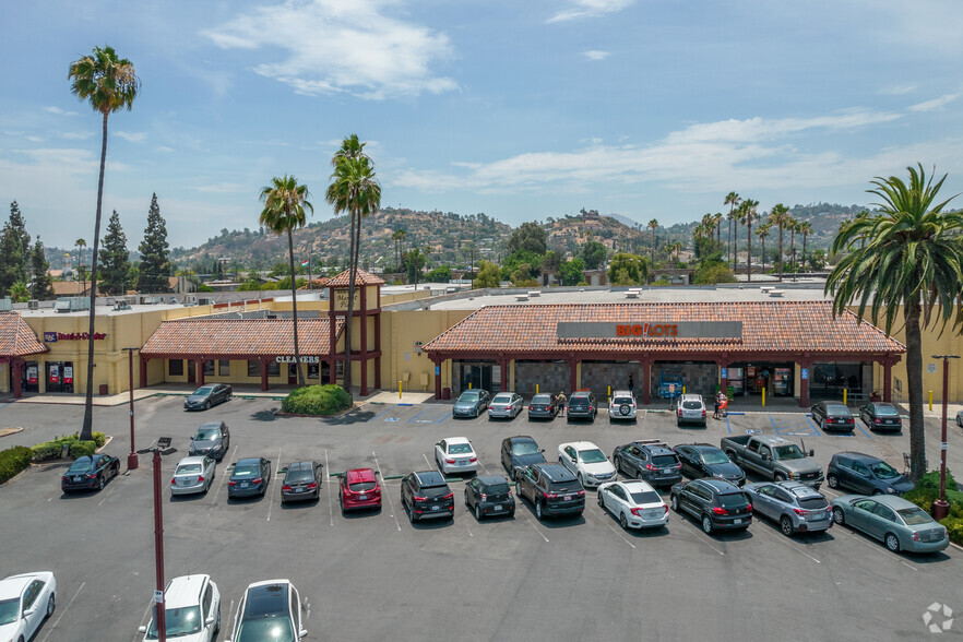 1045-1099 E Main St, El Cajon, CA for lease - Building Photo - Image 2 of 8