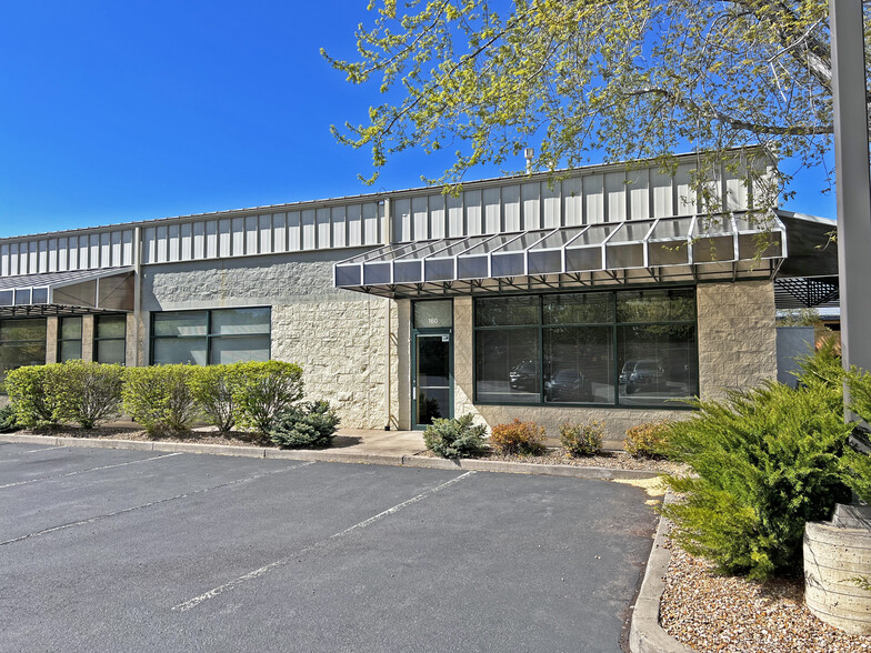 63160 Britta St, Bend, OR for sale - Building Photo - Image 1 of 1