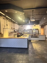 918 SW Yamhill St, Portland, OR for lease Interior Photo- Image 2 of 4