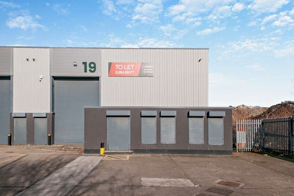 9-19 Lenton Dr, Leeds for lease - Building Photo - Image 2 of 8