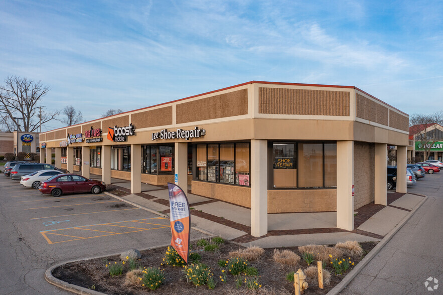 11974 Lebanon Rd, Cincinnati, OH for lease - Primary Photo - Image 1 of 4