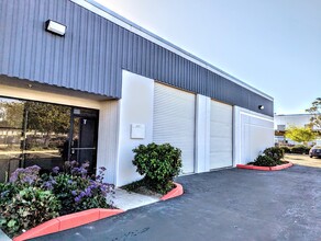 601 Del Norte Blvd, Oxnard, CA for lease Building Photo- Image 1 of 8