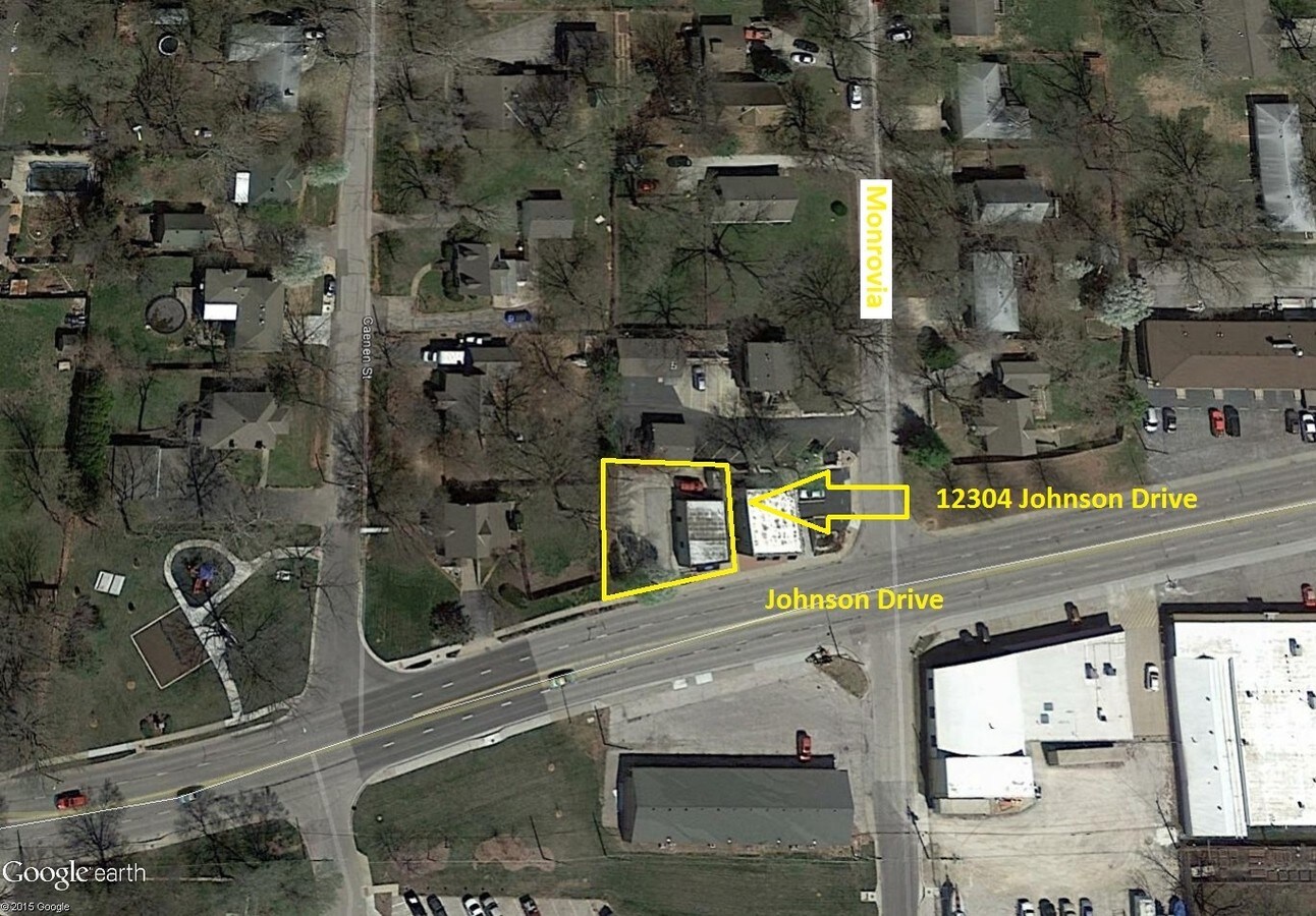 12304 Johnson Dr, Shawnee, KS 66216