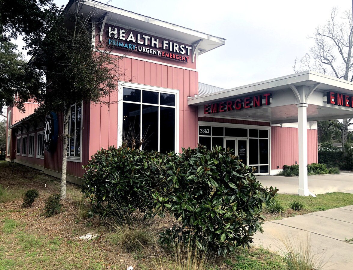 2863 N Us17 Hwy, Mount Pleasant, SC 29466 Urgent Care