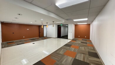 404 Camino del Rio S, San Diego, CA for lease Interior Photo- Image 2 of 6