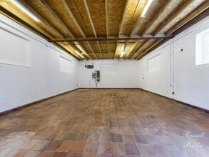 Market Hl, Buckingham for lease Building Photo- Image 2 of 7