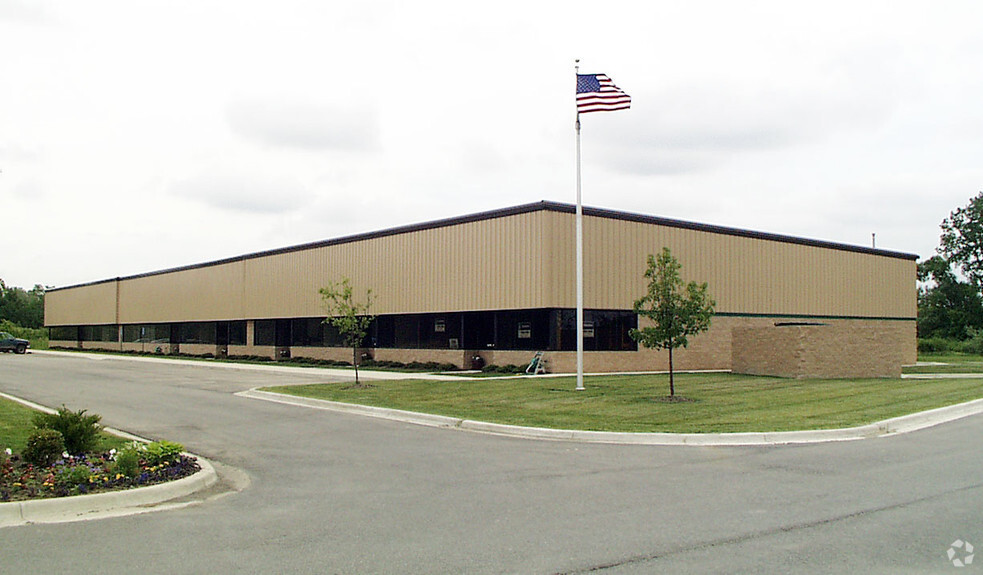 1300 Tefft Ct, Saline, MI for lease - Building Photo - Image 2 of 4