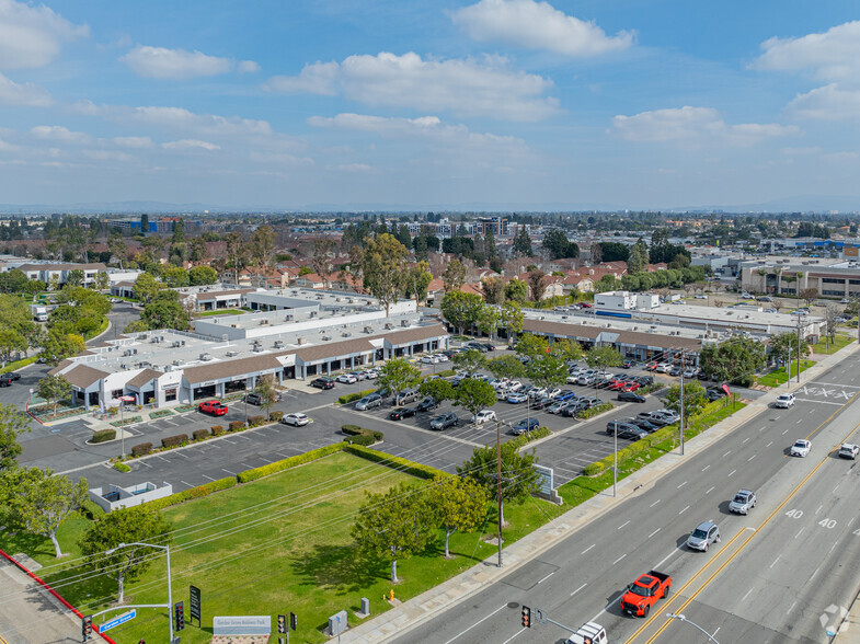 7643-7667 Garden Grove Blvd, Garden Grove, CA for lease - Aerial - Image 1 of 19