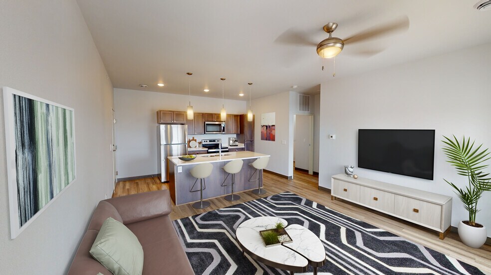 138 Cedar Dr, Gilbert, IA for sale - Interior Photo - Image 2 of 6