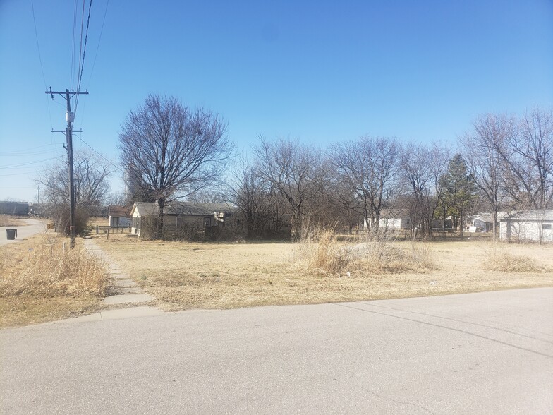 N Atlanta St, Owasso, OK for sale - Building Photo - Image 1 of 1