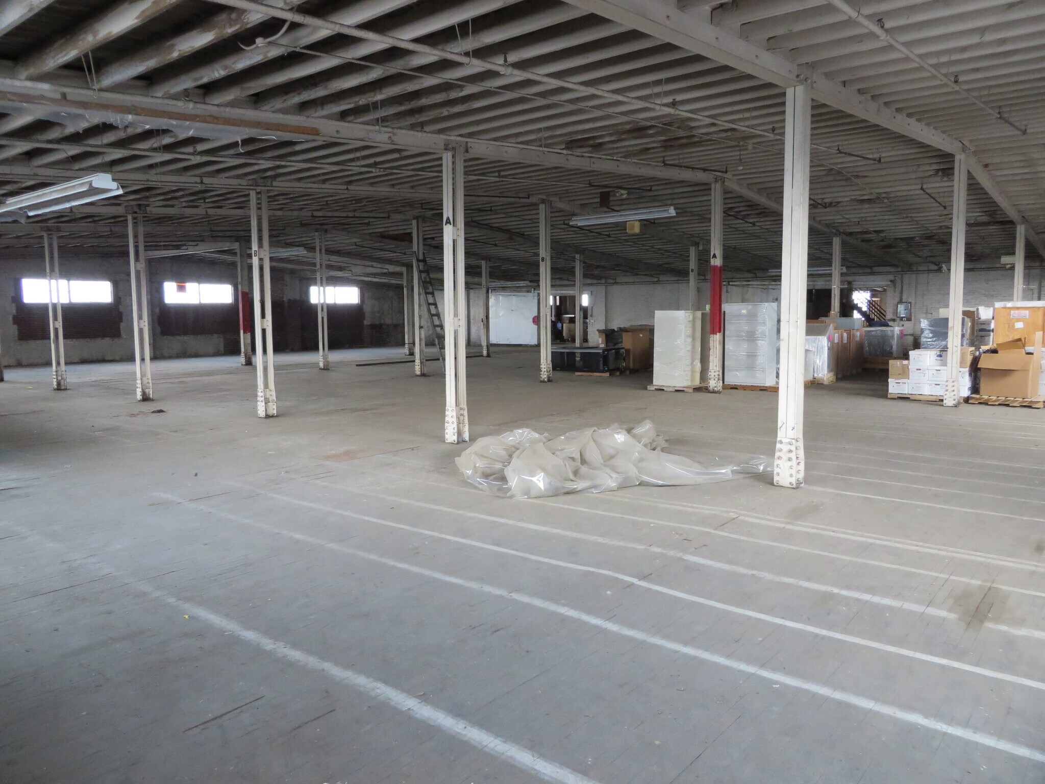 681 First St SW, Massillon, OH 44646 Industrial for Lease