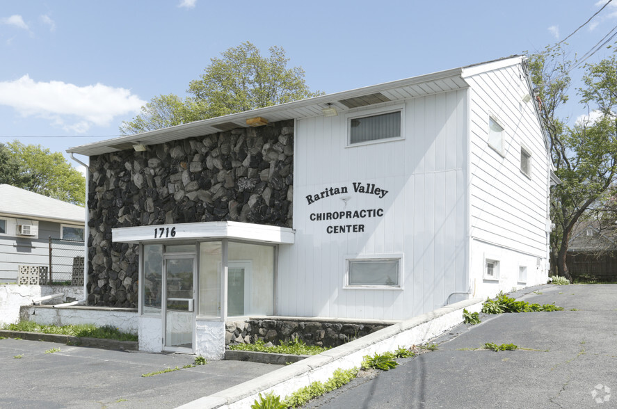 1716 Rt 27, Edison, NJ for sale - Primary Photo - Image 1 of 1