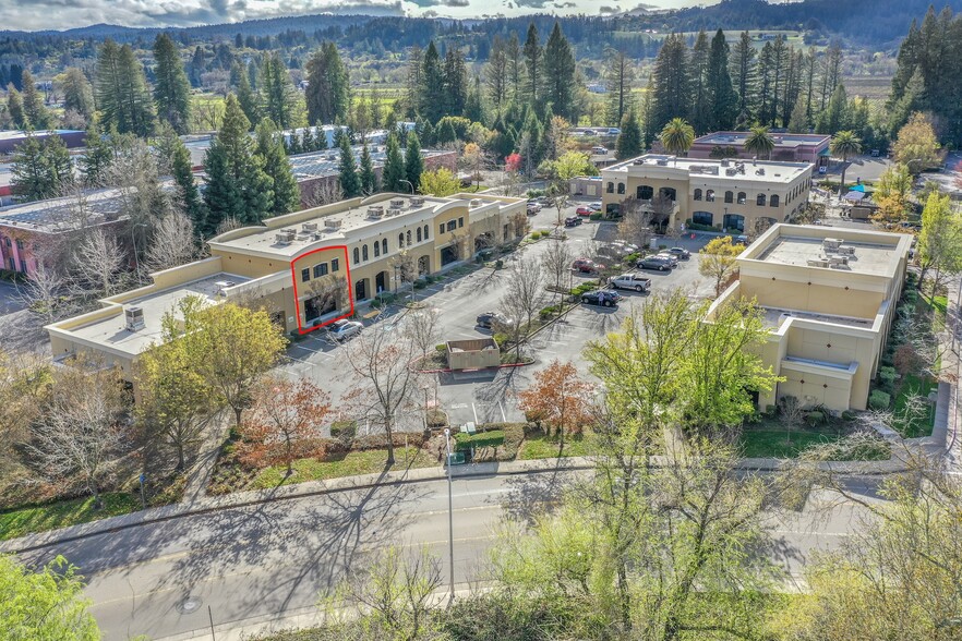 105-175 Foss Creek Cir, Healdsburg, CA for lease - Building Photo - Image 3 of 5