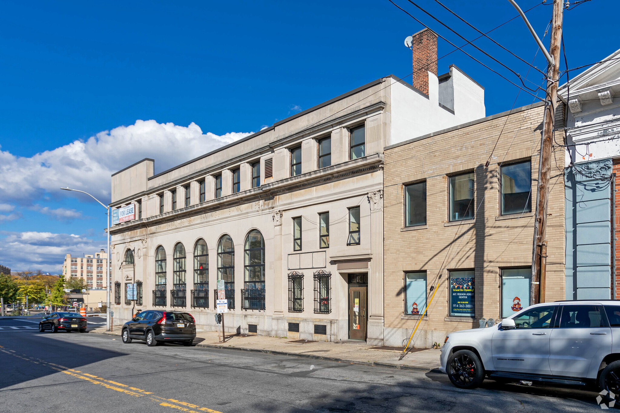 22-28 W 1st St, Mount Vernon, NY for lease Primary Photo- Image 1 of 21