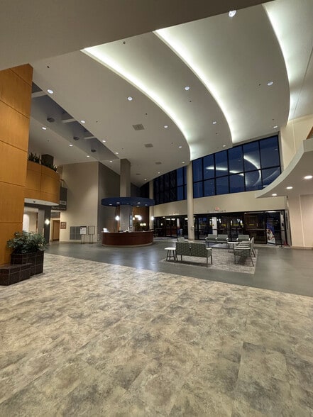 12255 DePaul Dr, Bridgeton, MO for lease - Lobby - Image 2 of 27