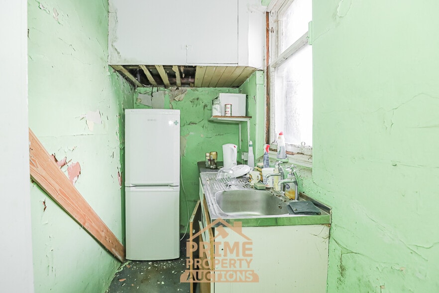 212-216 High St, Kirkcaldy for sale - Building Photo - Image 2 of 15