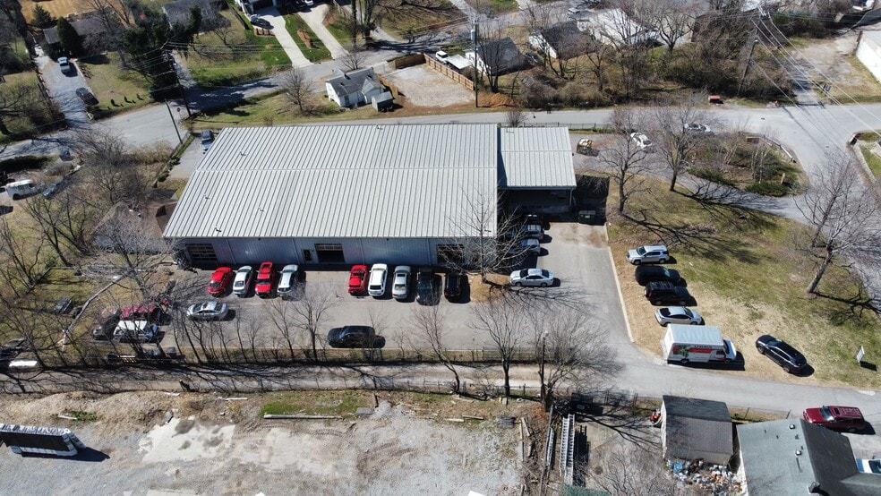 Dunn/Gladstone Portfolio portfolio of 5 properties for sale on LoopNet.com - Building Photo - Image 3 of 6