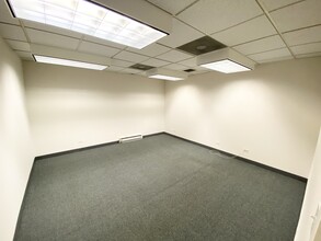 4801 W Peterson Ave, Chicago, IL for lease Interior Photo- Image 2 of 4