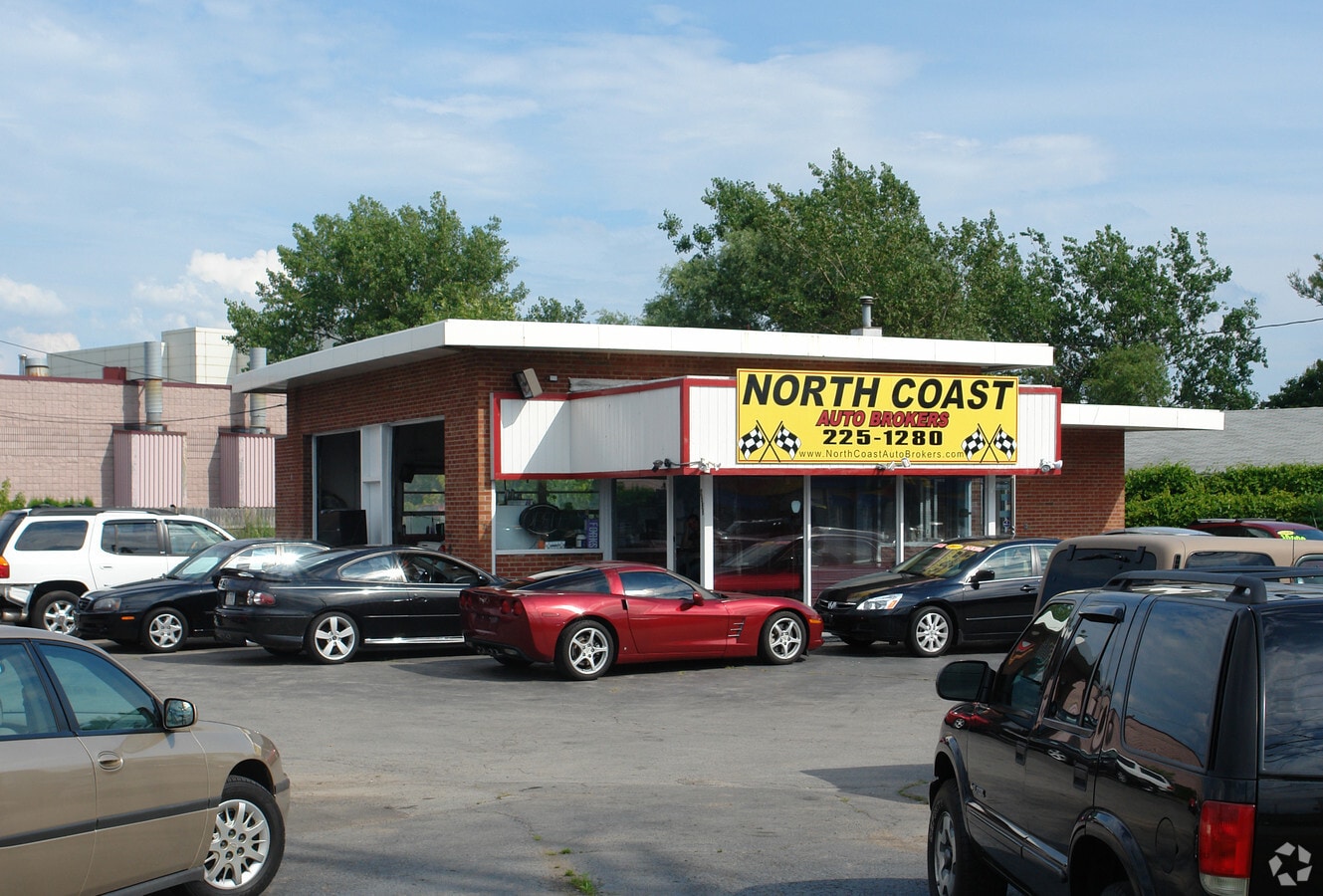 2595 Ridgeway Ave, Rochester, NY 14626