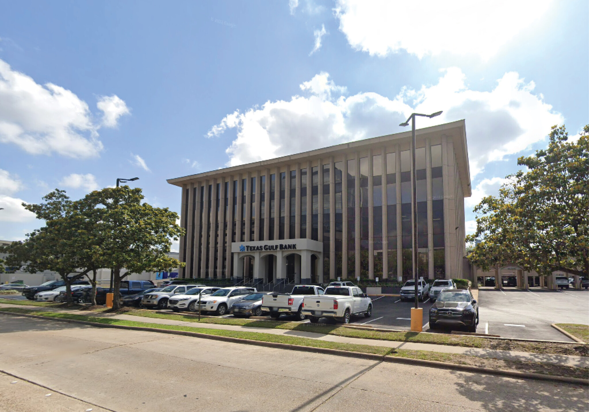 900 Town & Country Blvd, Houston, TX for lease Building Photo- Image 1 of 9