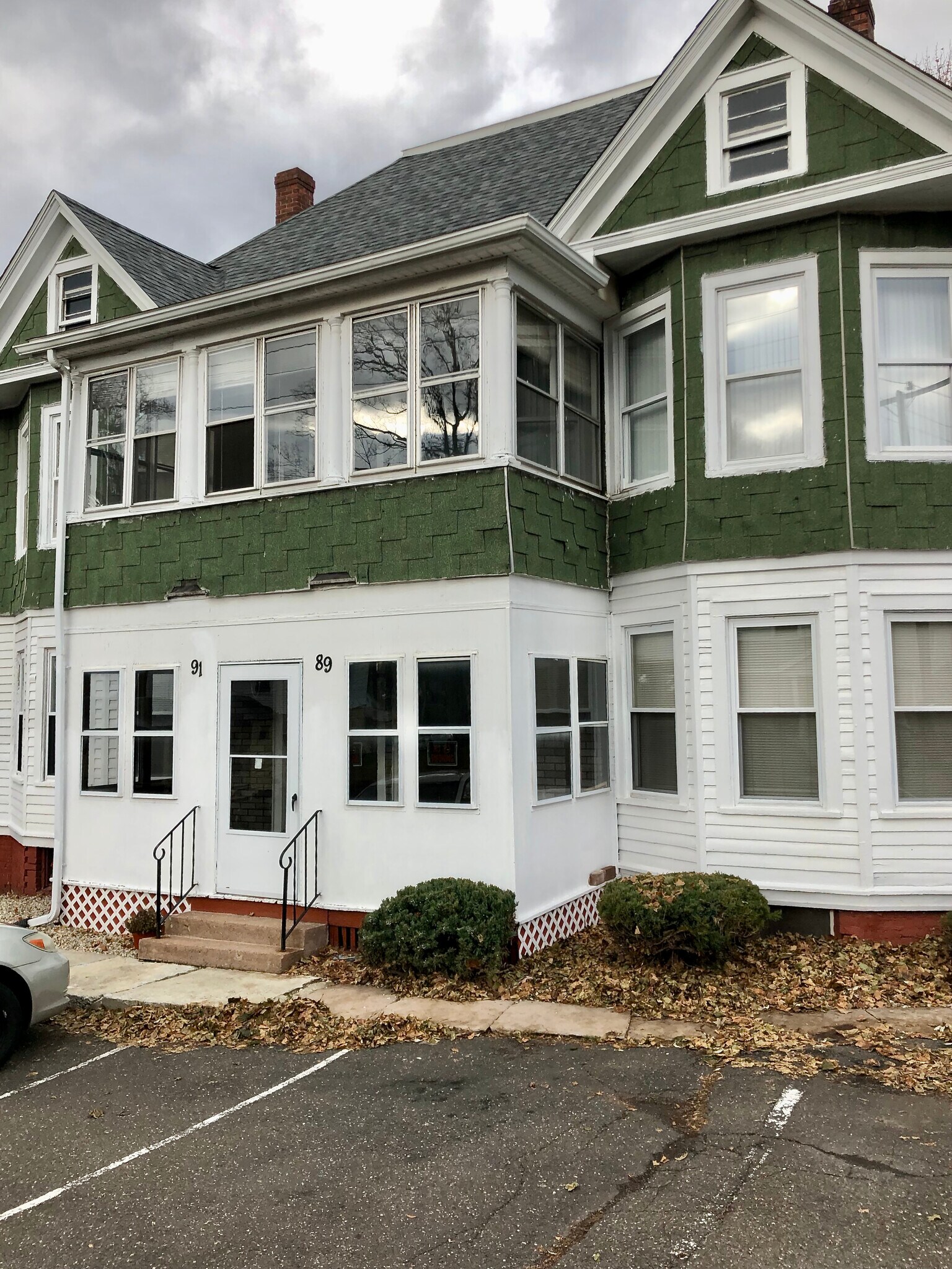 89 Ridge St, Manchester, CT for sale Primary Photo- Image 1 of 1