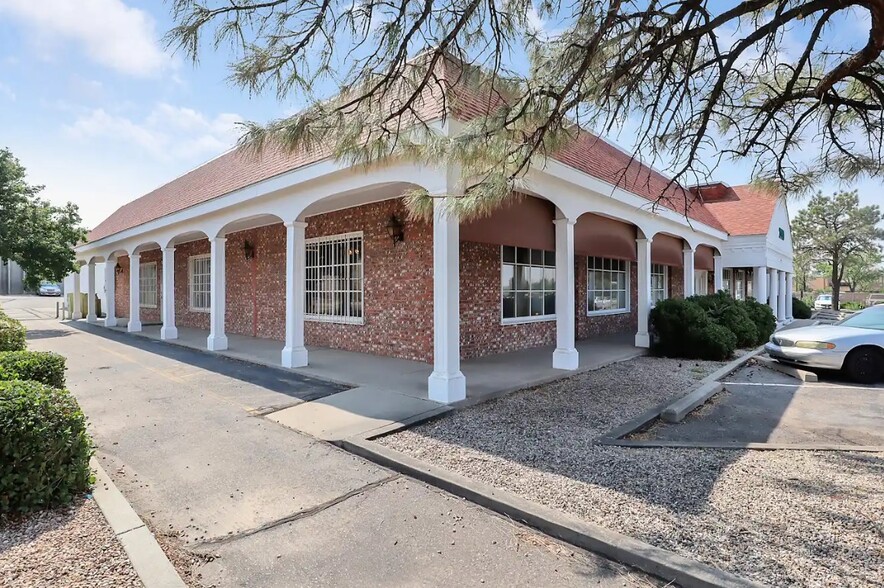 2200 Eubank Blvd NE, Albuquerque, NM for lease - Building Photo - Image 1 of 45