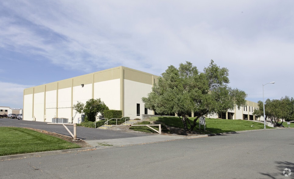 163-189 Camino Dorado, Napa, CA for lease - Building Photo - Image 3 of 5