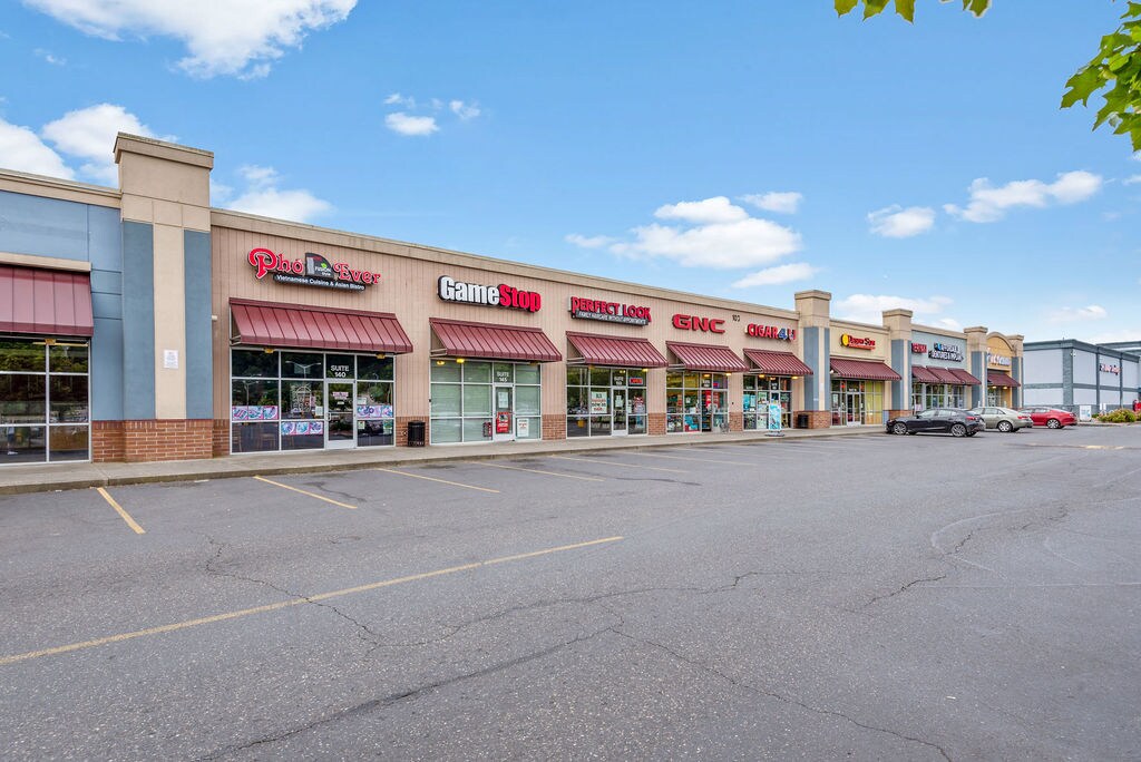 200 Triangle Ctr, Longview, WA 98632 Triangle Center