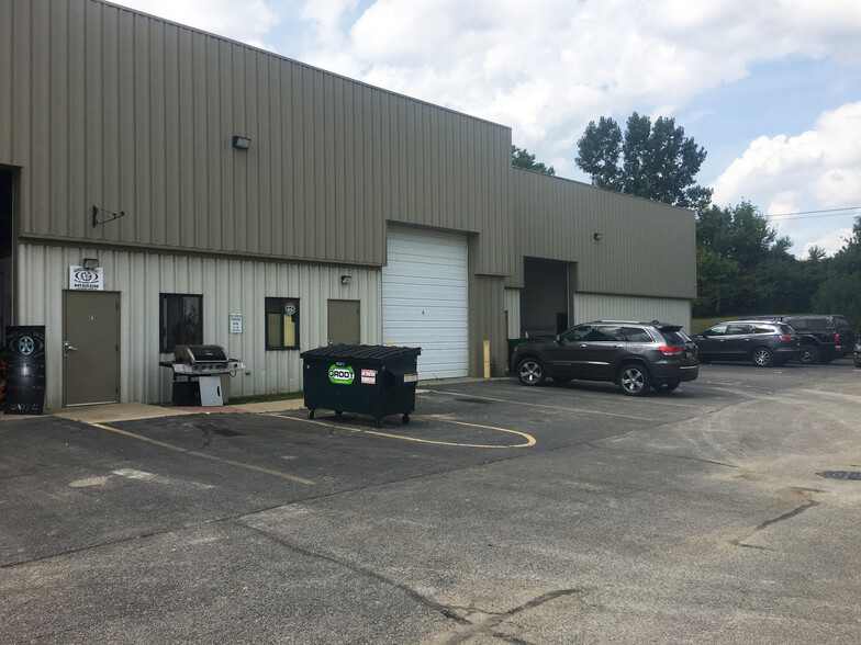 1820 Production Dr, St Charles, IL for lease - Building Photo - Image 2 of 6