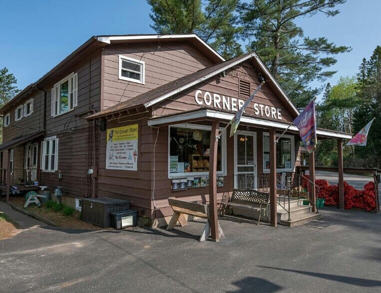 3109 Razorback Rd, Sayner, WI for sale - Building Photo - Image 1 of 1